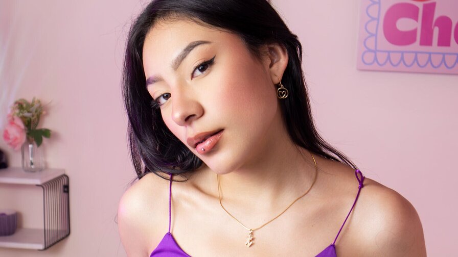 NaomyThomps