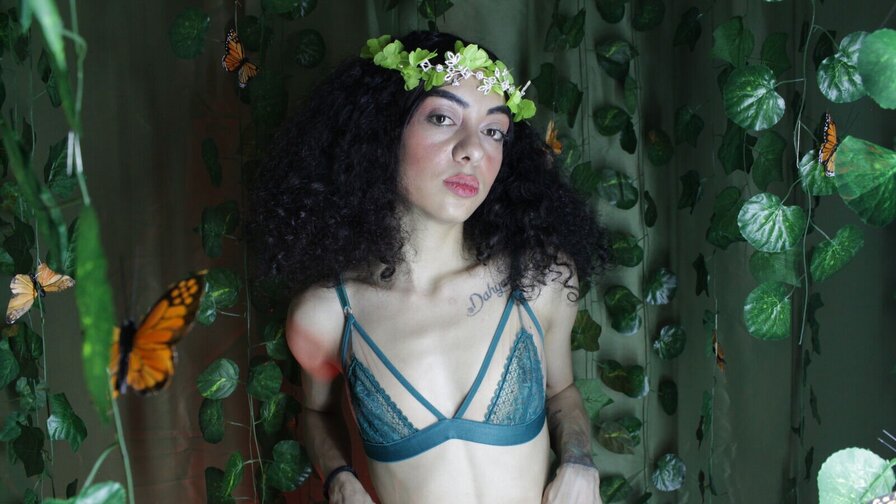 CurlyWeeds